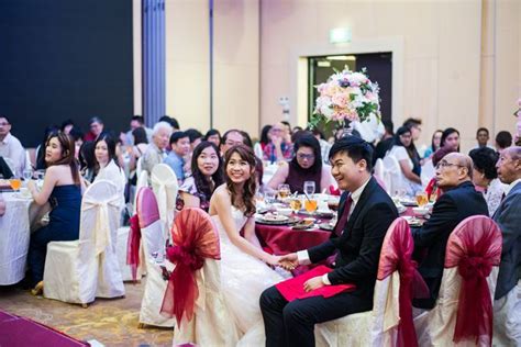 Qian Xi Summer SAFRA Mount Faber Wedding by oolphoto | Bridestory.com