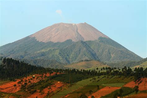 Indonesian Travel - Gunung Slamet (Brebes - Banyumas - Purbalingga ...