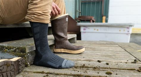 8 Best Work Socks For Men – Comfort On The Job in 2024 | FashionBeans