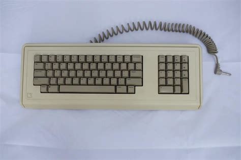 Apple Lisa Keyboard for Sale