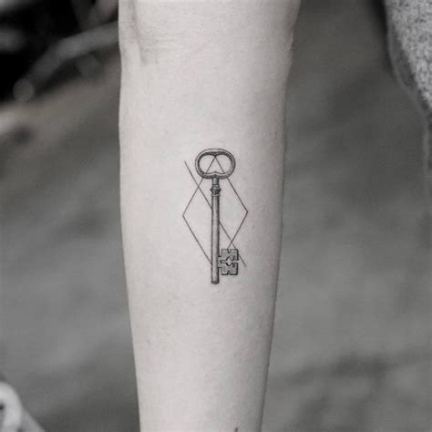 Simple Key Tattoo Designs