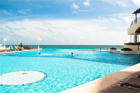 UPDATED 2020 - Ocean View Suite 1 Cancun Plaza - Holiday Rental in ...