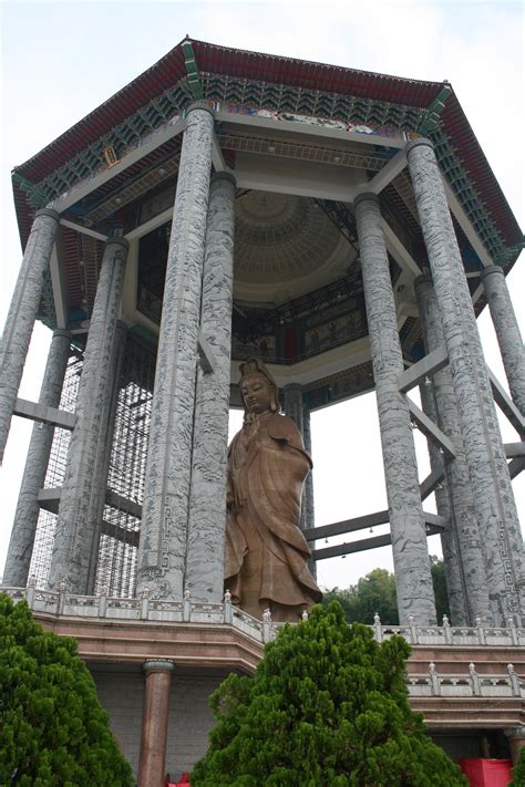 Kek Lok Si Temple - Feet on Foreign Lands