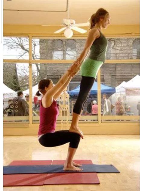 Inspirierend Easy Yoga Two Person Poses