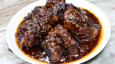 WARNING!!!The BEST Oxtail Recipe EVER| Seriously it's Bomb - YouTube