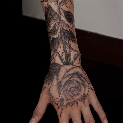 41 Awesome Rose With Thorns Tattoo Ideas For 2024 – Eye On Tattoos