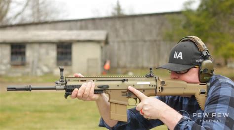 [Video+Review] FN SCAR 17S: Best Battle Rifle? - Pew Pew Tactical