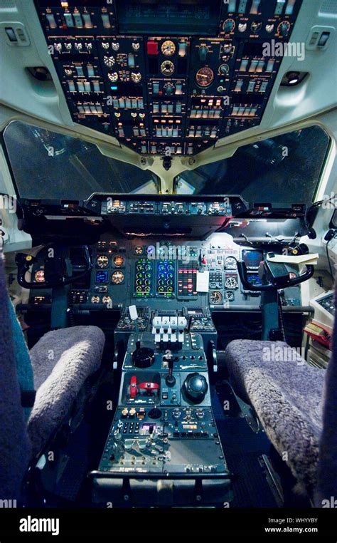 Empty aeroplane cockpit Stock Photo - Alamy