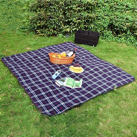 59”x51“ Large Waterproof Outdoor Picnic Blanket, Sandproof and ...