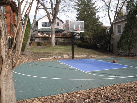 How to Make a DIY Backyard Basketball Court