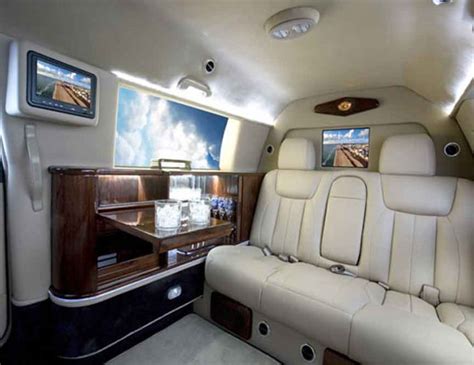 Presidential Armored Cadillac | LimousinesWorld