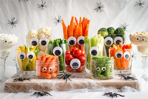 Easy Monster Halloween Veggie Tray (plus more ideas!) | Maple + Mango