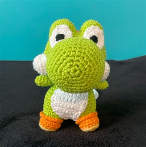 Yoshi / Crochet / Amigurumi / Handmade / Super Mario Bro - Etsy