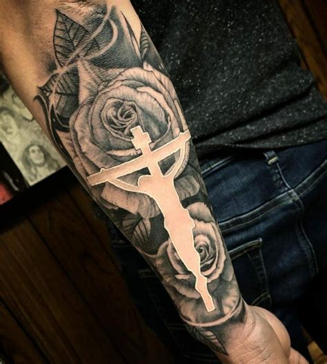 101 Best Cross And Roses Tattoo Ideas That Will Blow Your Mind! - Outsons