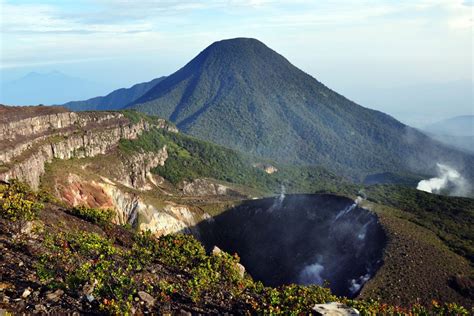 Gunung Gede Cibodas - Homecare24