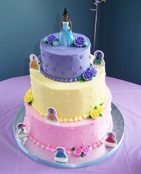 Disney Princess Birthday Cake : Cake Ideas by Prayface.net