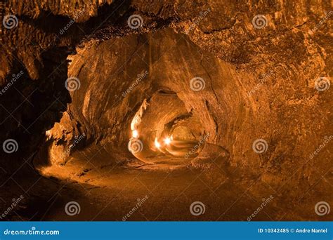 Thurston Lava Tube stock image. Image of thurston, dynamic - 10342485