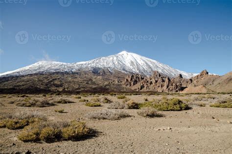 Snowy mountain landscape 22278013 Stock Photo at Vecteezy