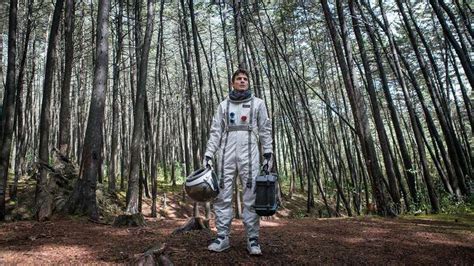 Orbiter 9 Netflix Review: Sci-Fi Thriller's Ending Is Full of Twists ...