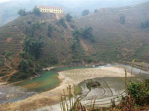 Photo story: Trekking along Sapa rice terraces in winter - The ...