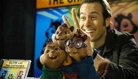 "Alvin & The Chipmunks" movie still, 2007. Jason Lee as David Seville ...