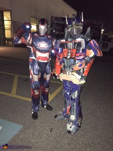 Optimus Prime Adult Costume | Coolest Cosplay Costumes - Photo 5/5