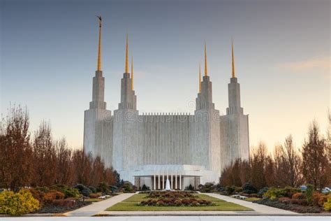 Spires Washington Dc Mormon Temple Kensington Marylan Stock Photos ...