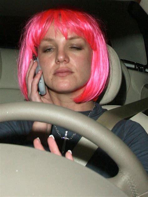 britney spears pink wig hairstyle | FASHIONGURU99