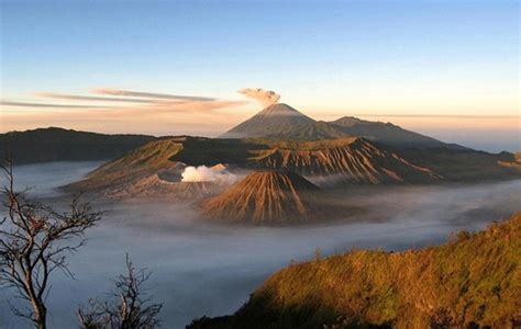 Ini Dia Gunung-gunung Terindah Di Indonesia - Rancah Post