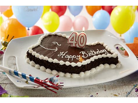 Fudgie The Whale Turns 40: Carvel's Iconic Ice Cream Cake (PHOTOS ...