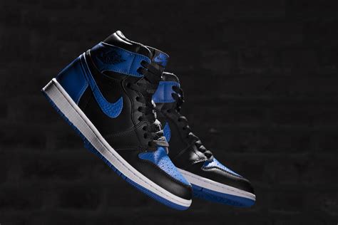 Air Jordan 1 Retro High OG Royal 2017 - Air 23 - Air Jordan Release ...