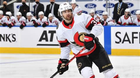 Ottawa Senators F Colin White suffers lower-body injury after crashing ...