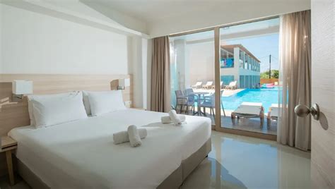 Our 12 Best All Inclusive Hotels With Swim Up Rooms In 2025 | My Budget ...