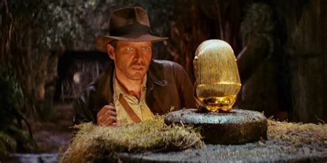 Raiders Of The Lost Ark: 11 Behind-The-Scenes Facts About The Indiana ...