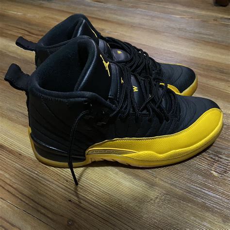 Jordan 12 black and yellow sz 8 fits a 9 - Depop