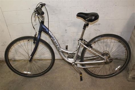 Trek Multitrack 7000 Hybrid Bike | Property Room