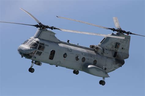 File:CH-46 Sea Knight Helicopter.jpg - Wikipedia