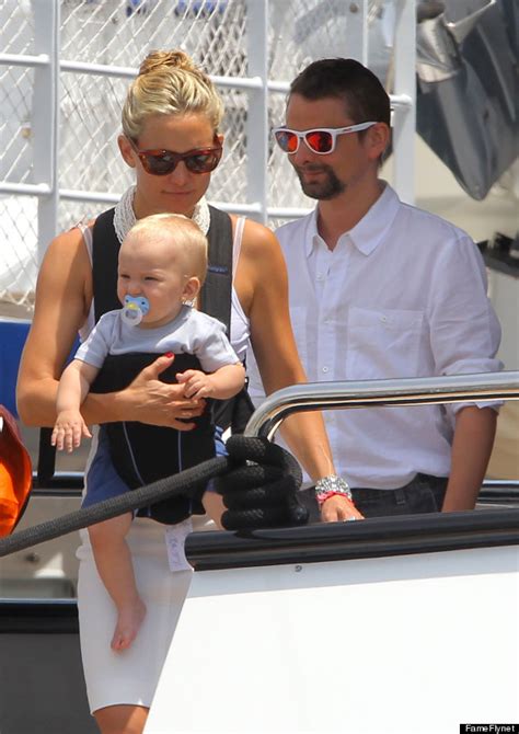 Kate Hudson, Baby Bing Relax On Vacation (PHOTO) | HuffPost