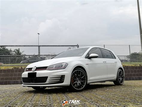 Volkswagen Golf GTI 7 White | Aftermarket Wheels | Rays Homura 2X9 ...