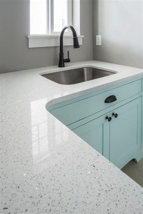 White Quartz Countertops [2024 IDEAS + Easy TIPS]