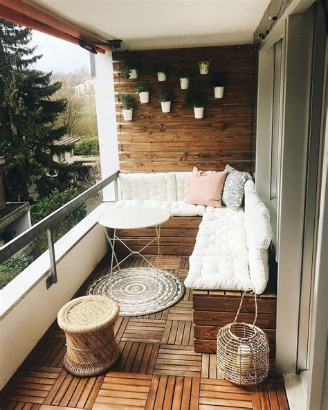 20+ Apartment Very Small Balcony Ideas – DECOOMO