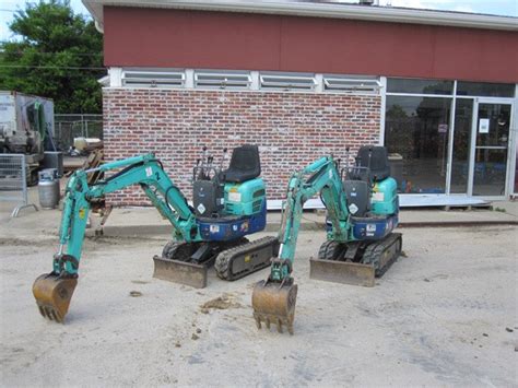 Bobcat Mini Excavators - E-10 Rental | Resource Rental Center | Council ...