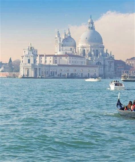 Venice Lagoon Islands Excursion - KissFromItaly | Italy tours