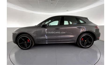 Used Porsche Macan GTS GTS 2018 for sale in Dubai - 654687