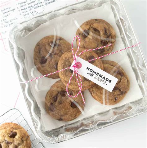 5 EASY Cookie Packaging Ideas (+ free printables!) - Design Eat Repeat