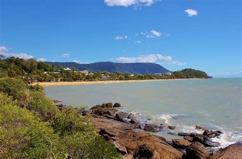 Trinity Beach: Cairns Northern Beaches - Jetsetting Fools