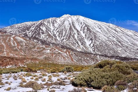 Snowy mountain landscape 18854826 Stock Photo at Vecteezy