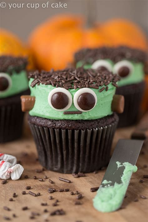 Halloween Oreo Spider Cupcakes -Easy Spooky Spiders - Your Cup of Cake