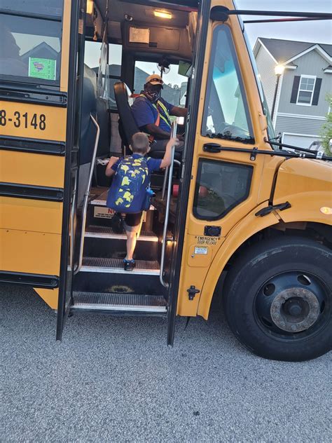 Mom 'forever grateful' for school bus driver who befriended her 6-year ...