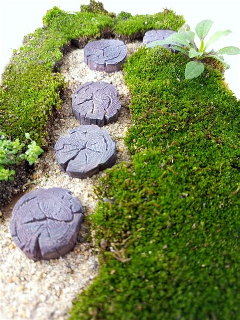 Miniature Round Concrete Garden Stepping Stones, Cement Log Slice ...